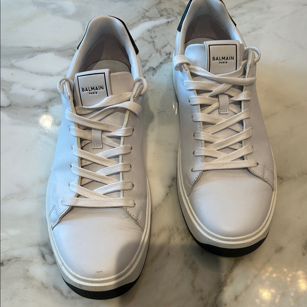 Balmain White Leather Low-Top Sneakers with Black Accents